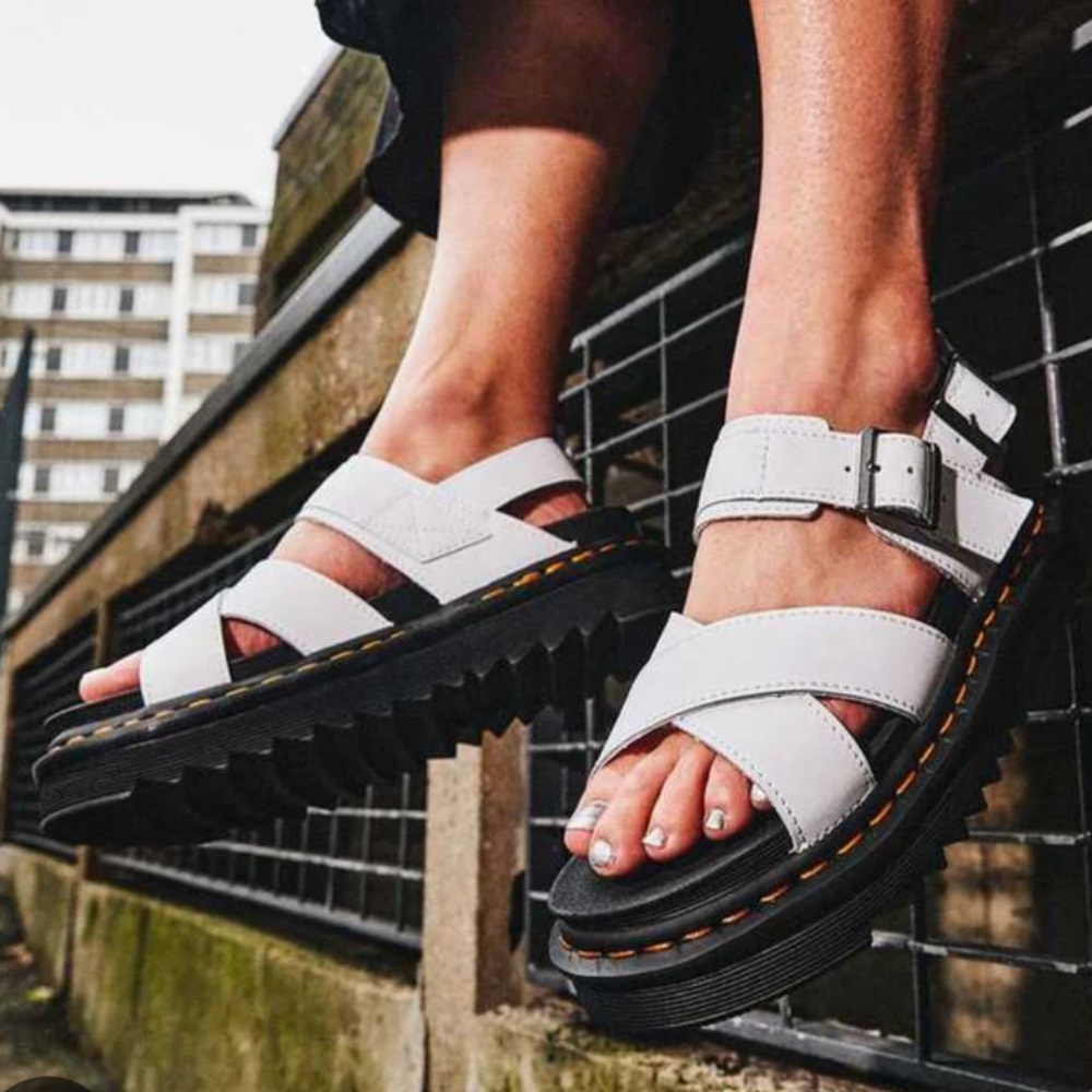 Dr Martens VOSS II WOMEN'S LEATHER STRAP SANDALS Doc Martens White Chunky